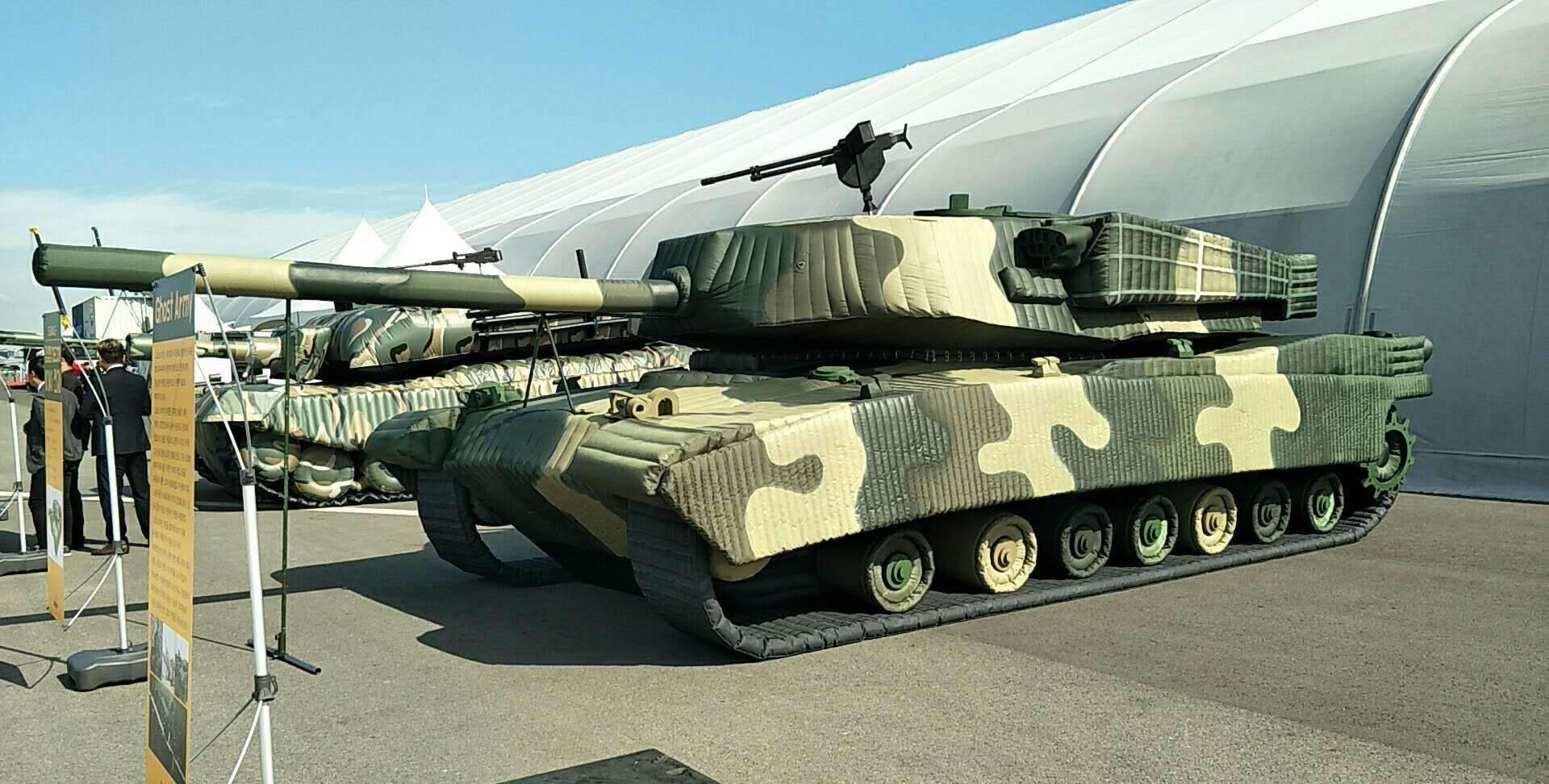 乌兰浩特军事充气坦克